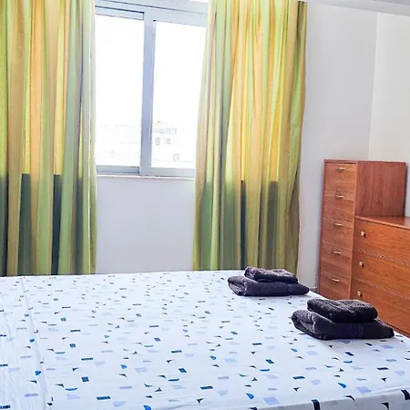Spacious Seafront 3-bedroom In Sv 3 Слима