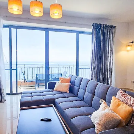 Διαμέρισμα Spacious Seafront 3-bedroom In Sv 3 Σλιέμα