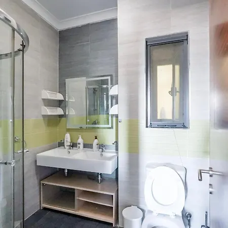 Spacious Seafront 3-bedroom In Sv 3 Σλιέμα